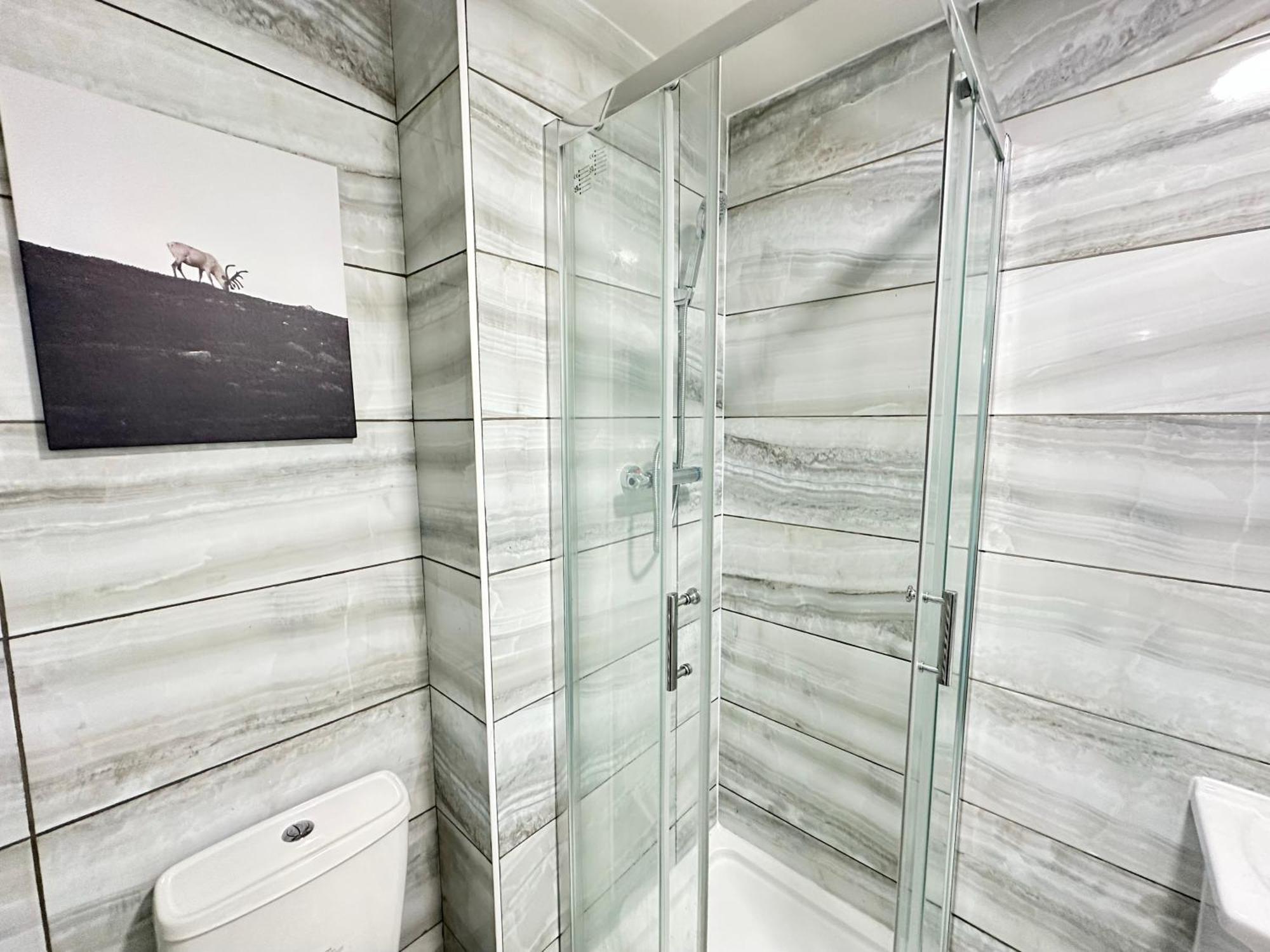Olive Immaculate Wembley Apartment, 15mins To London, By Edens Apartamento *